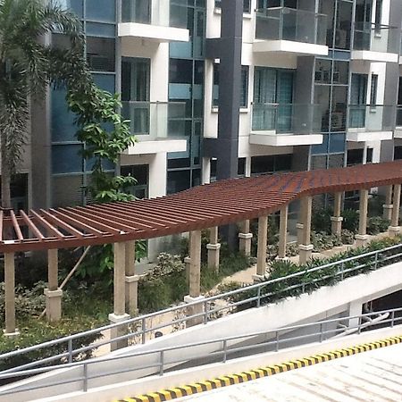 Palm Tree Genlex Condo Manila Exterior foto